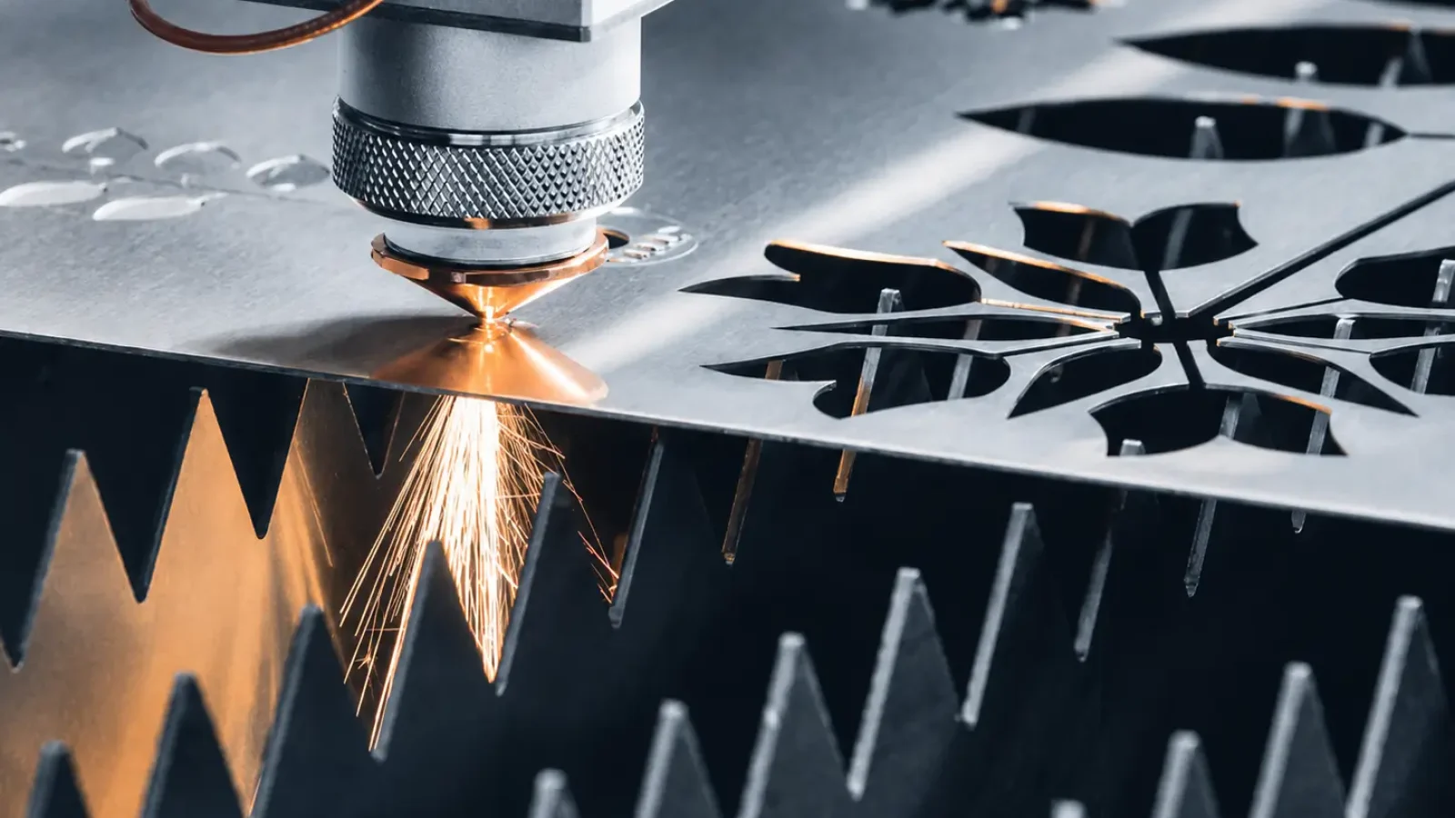 Fiber laser cutting machine processing sheet metal